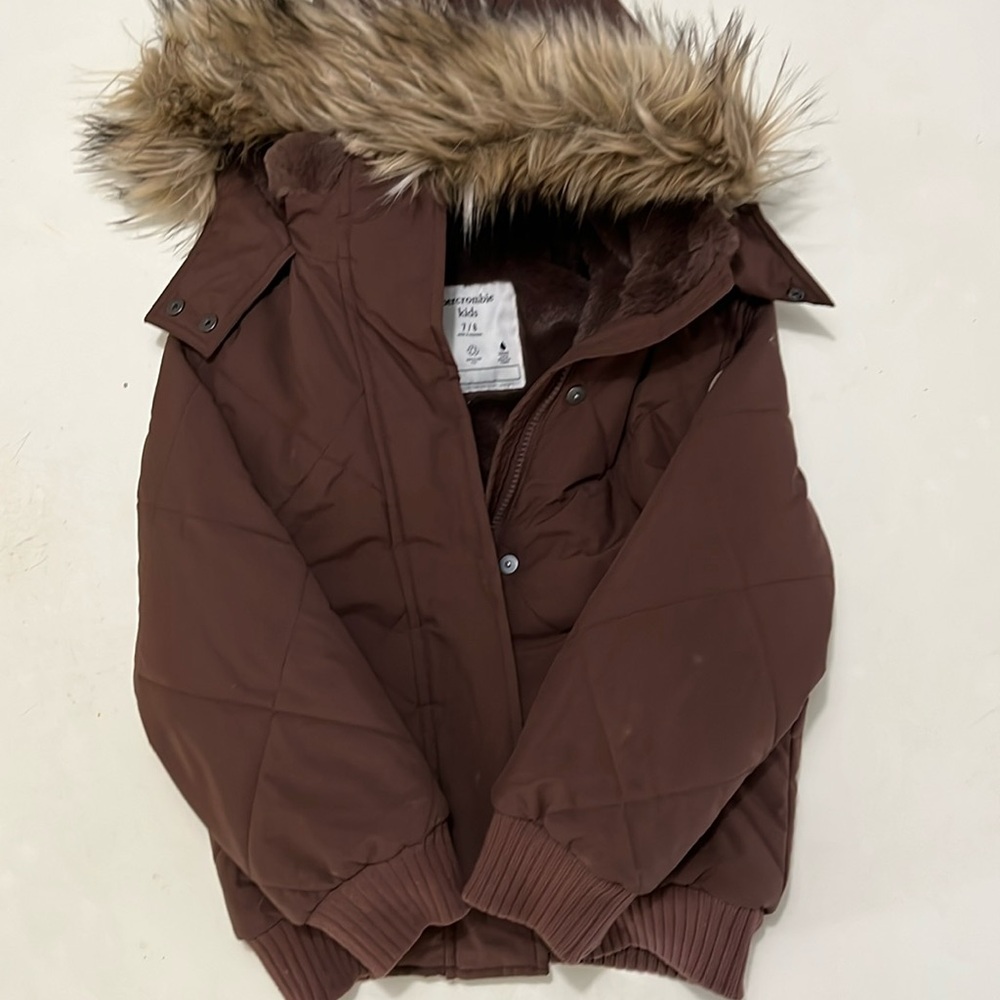 Kids, Abercrombie, brown jacket ￼